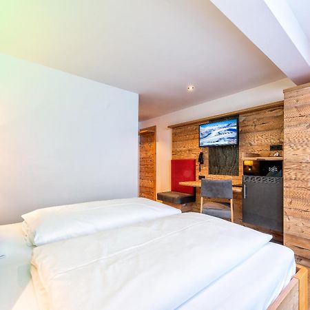 Hotel Garni Siegmundshof - Inclusive Joker Card Im Sommer Saalbach-Hinterglemm Ruang foto