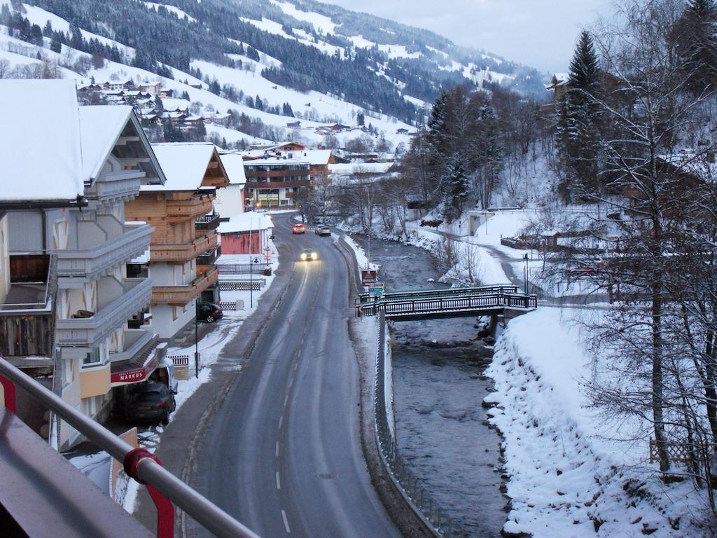Hotel Garni Siegmundshof - Inclusive Joker Card Im Sommer Saalbach-Hinterglemm Bagian luar foto