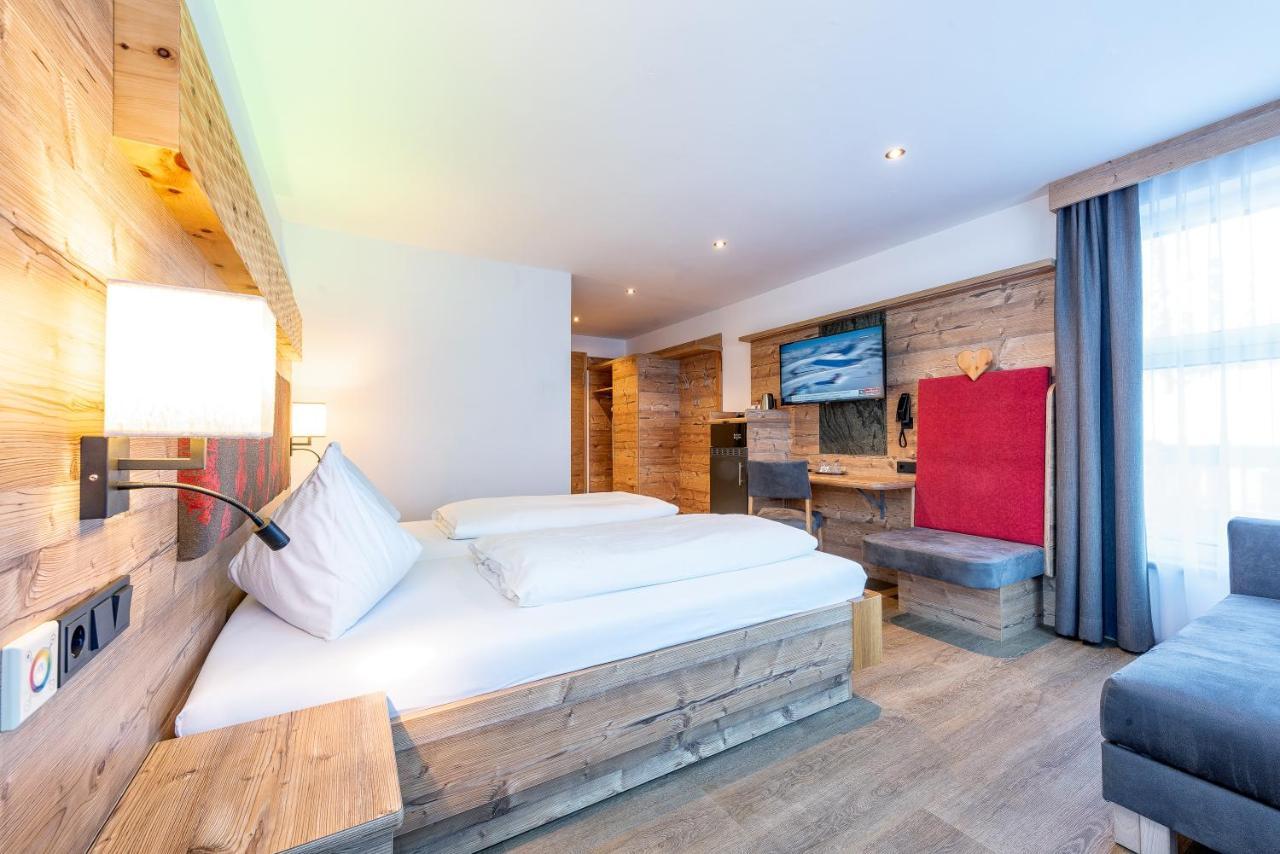 Hotel Garni Siegmundshof - Inclusive Joker Card Im Sommer Saalbach-Hinterglemm Bagian luar foto